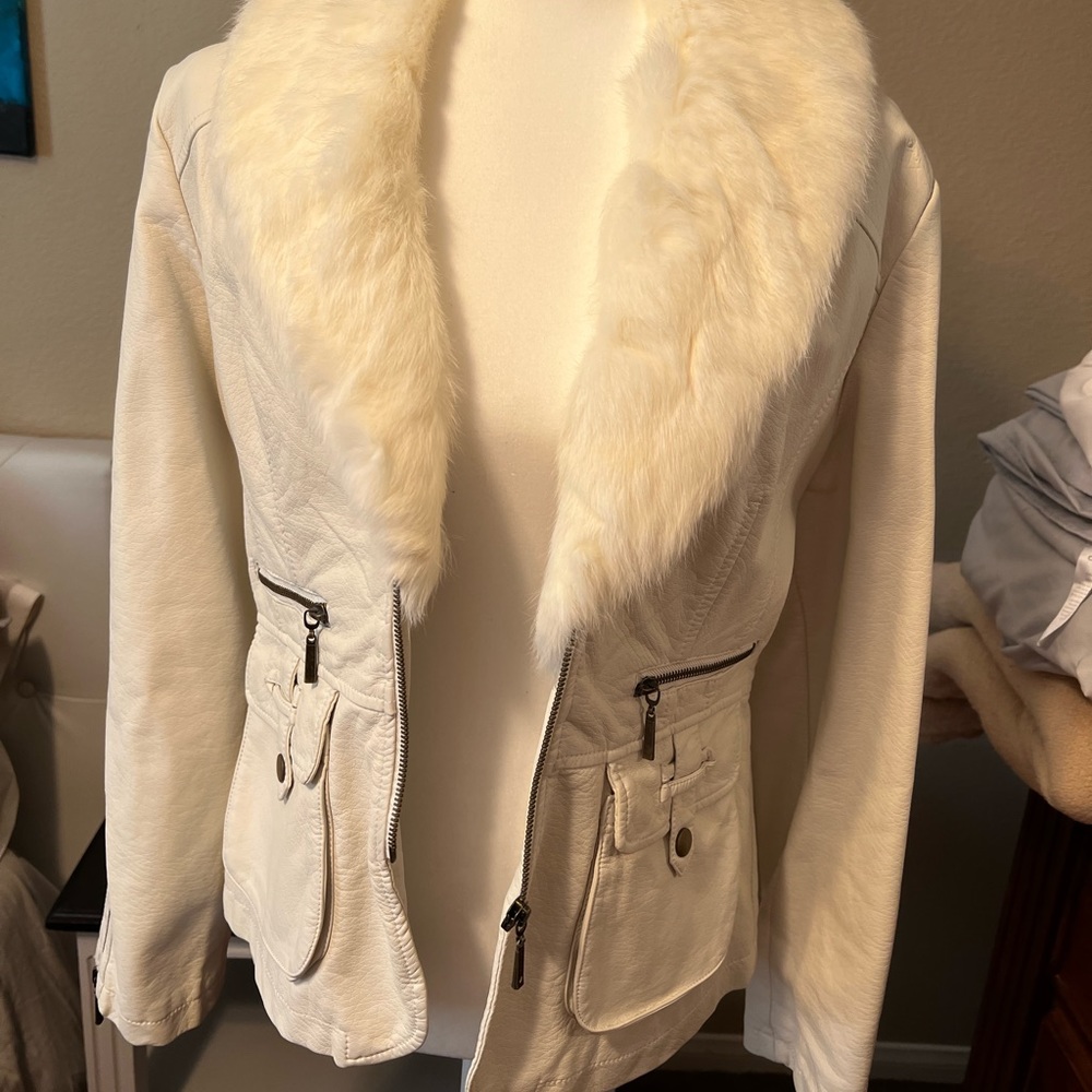 Faux Leather off white jacket with fur detail
